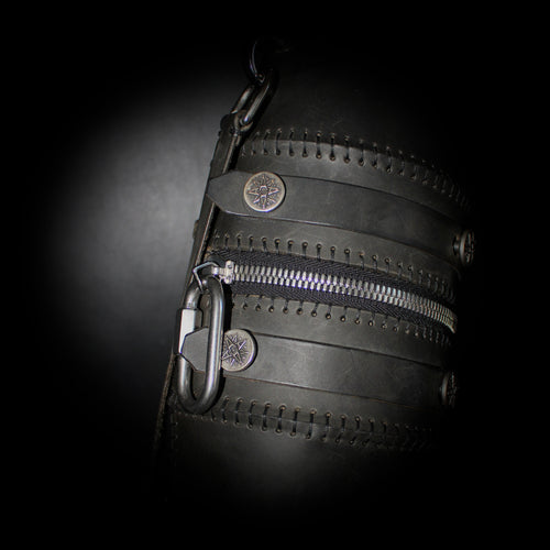 SADDERMANDER X AOYOS DOUBLE CONE SLING BAG