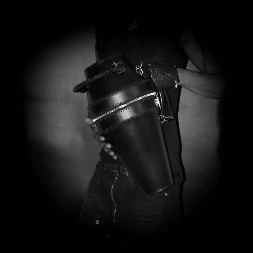 THE URN GRANDE