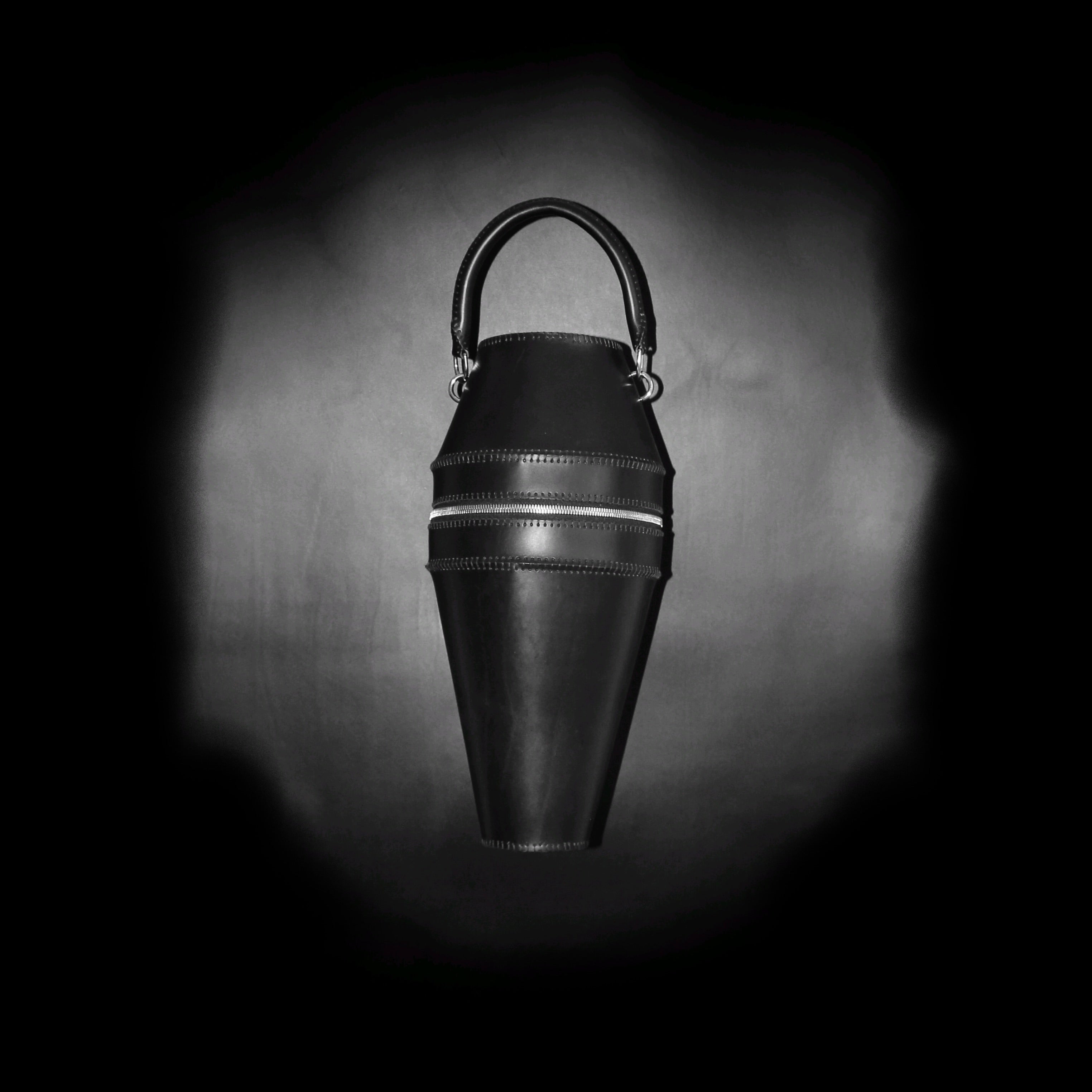 THE URN GRANDE